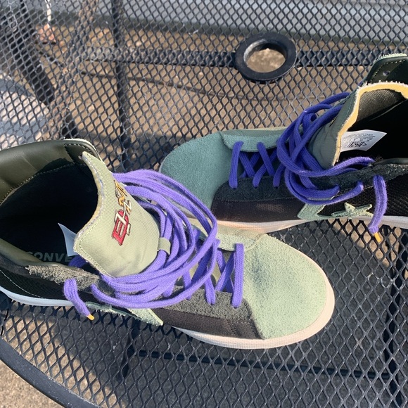 Converse (BHM) men size 10 - Picture 2 of 6